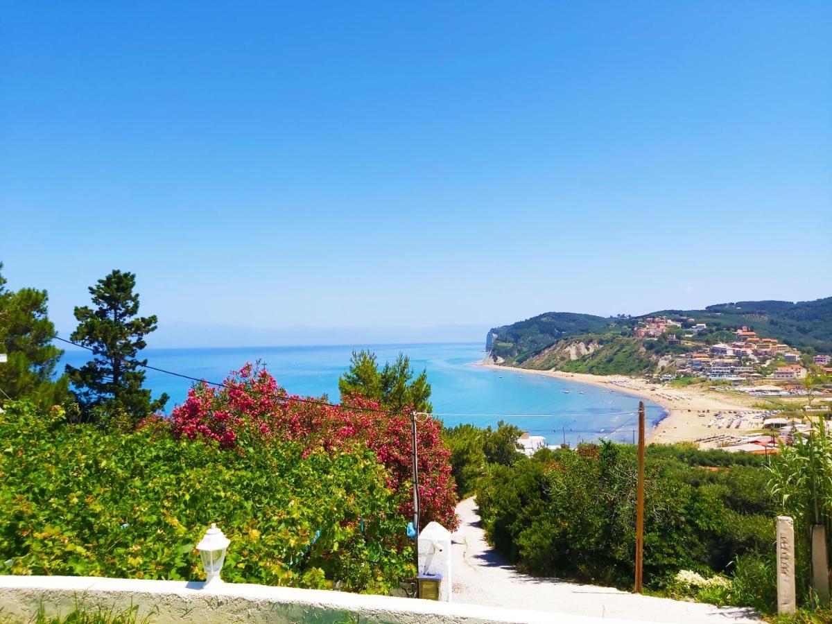 Gikas Apartments Agios Stefanos Avliotes  Exterior foto